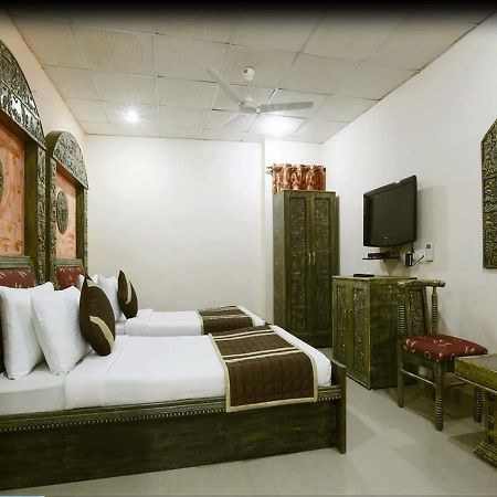 Hotel Green Lotus Dwarka Delhi  Zimmer foto